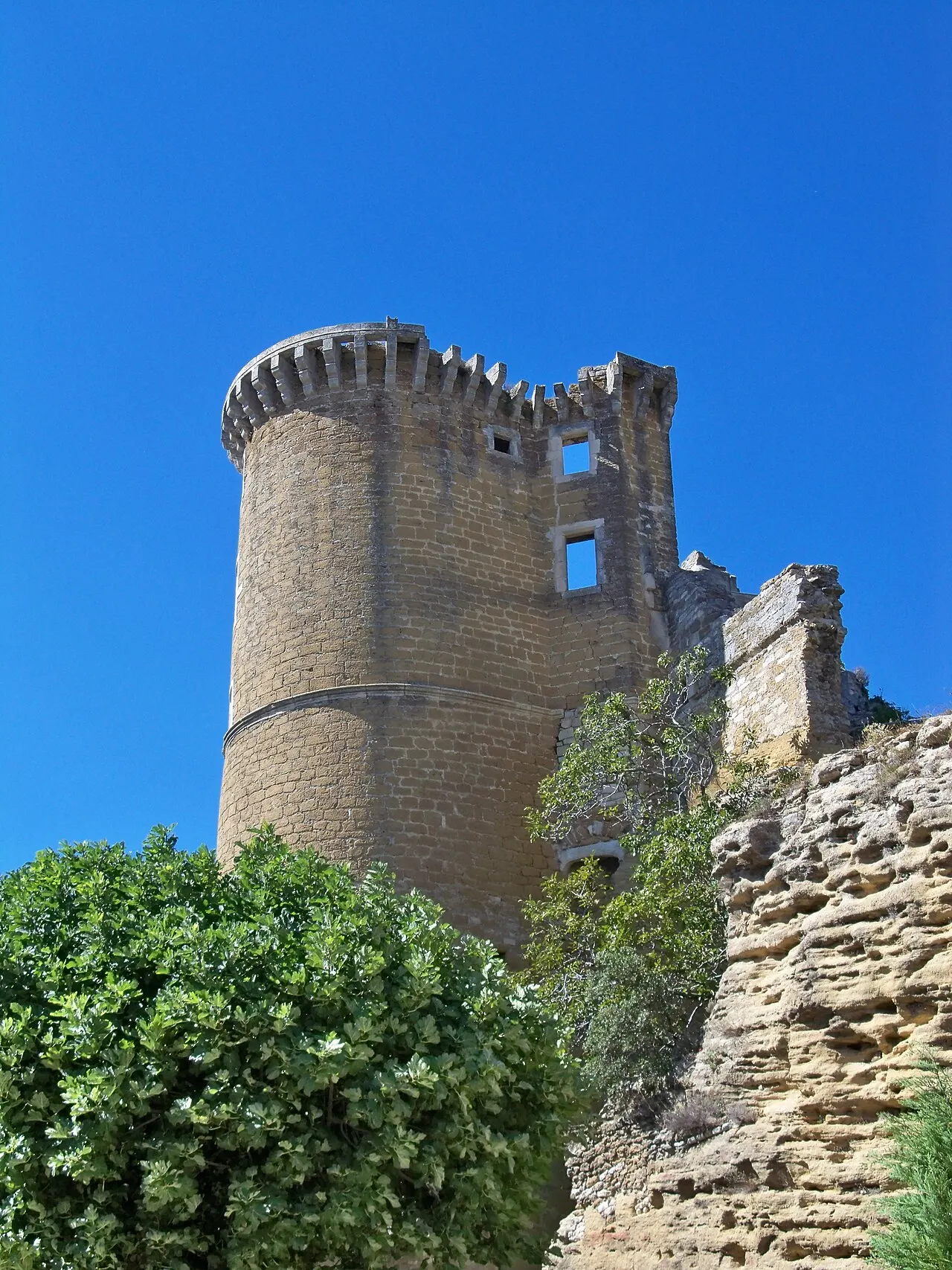 Vestiges du Château de La Baume de Transit