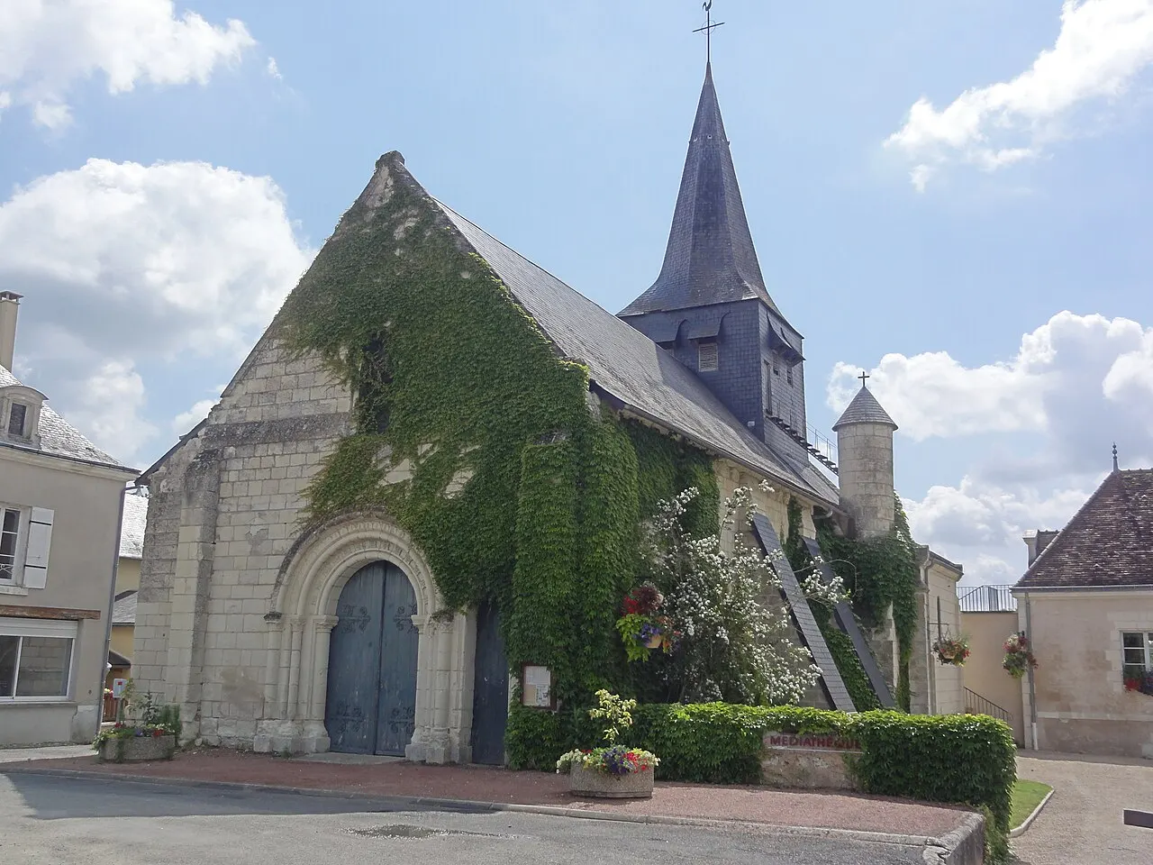 Église Saint-Hilaire