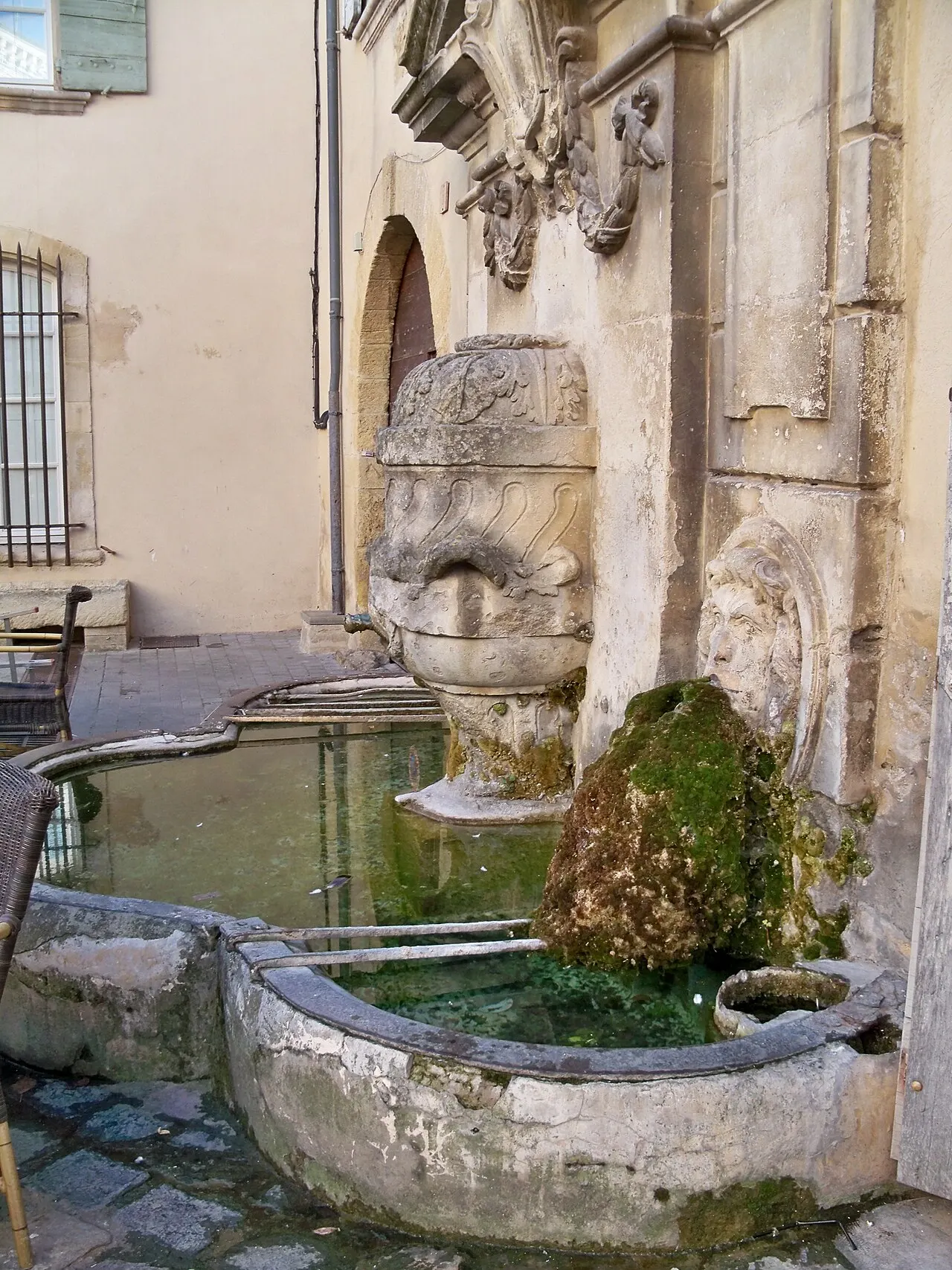 Fontaine publique