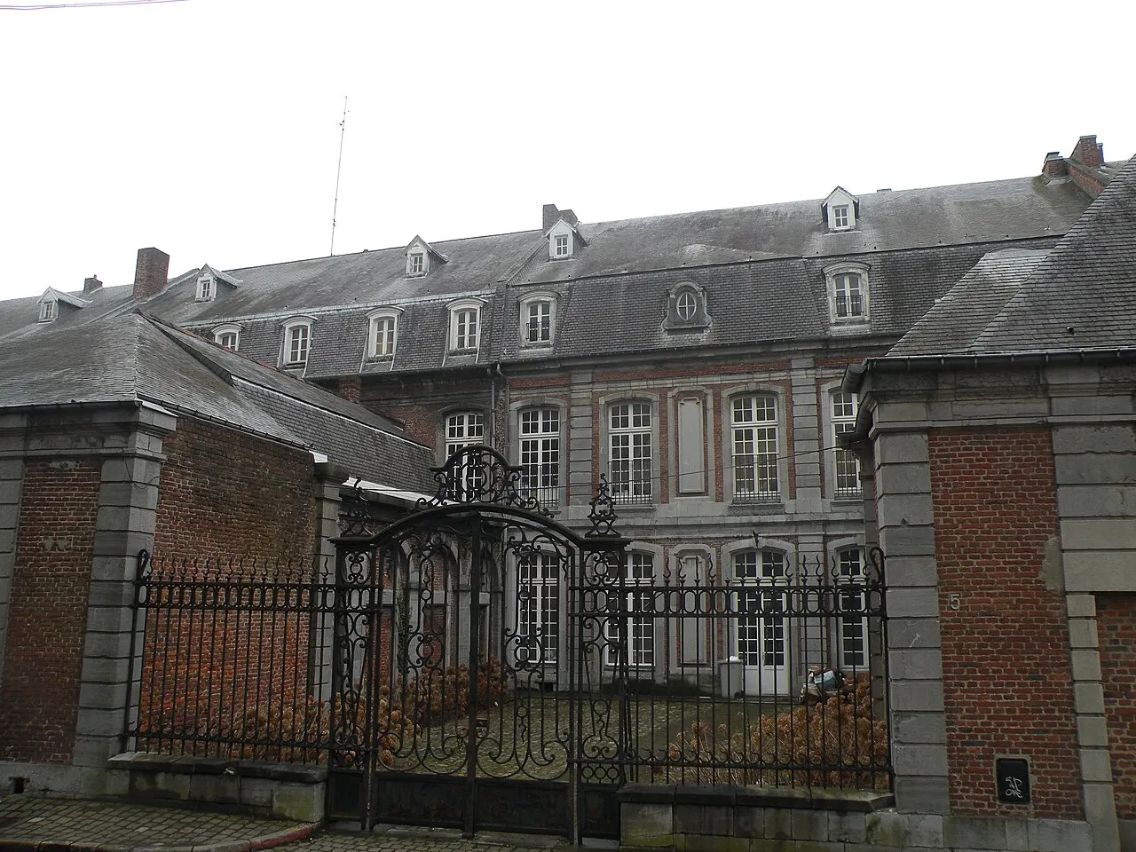 Ancien chapitre des Chanoinesses