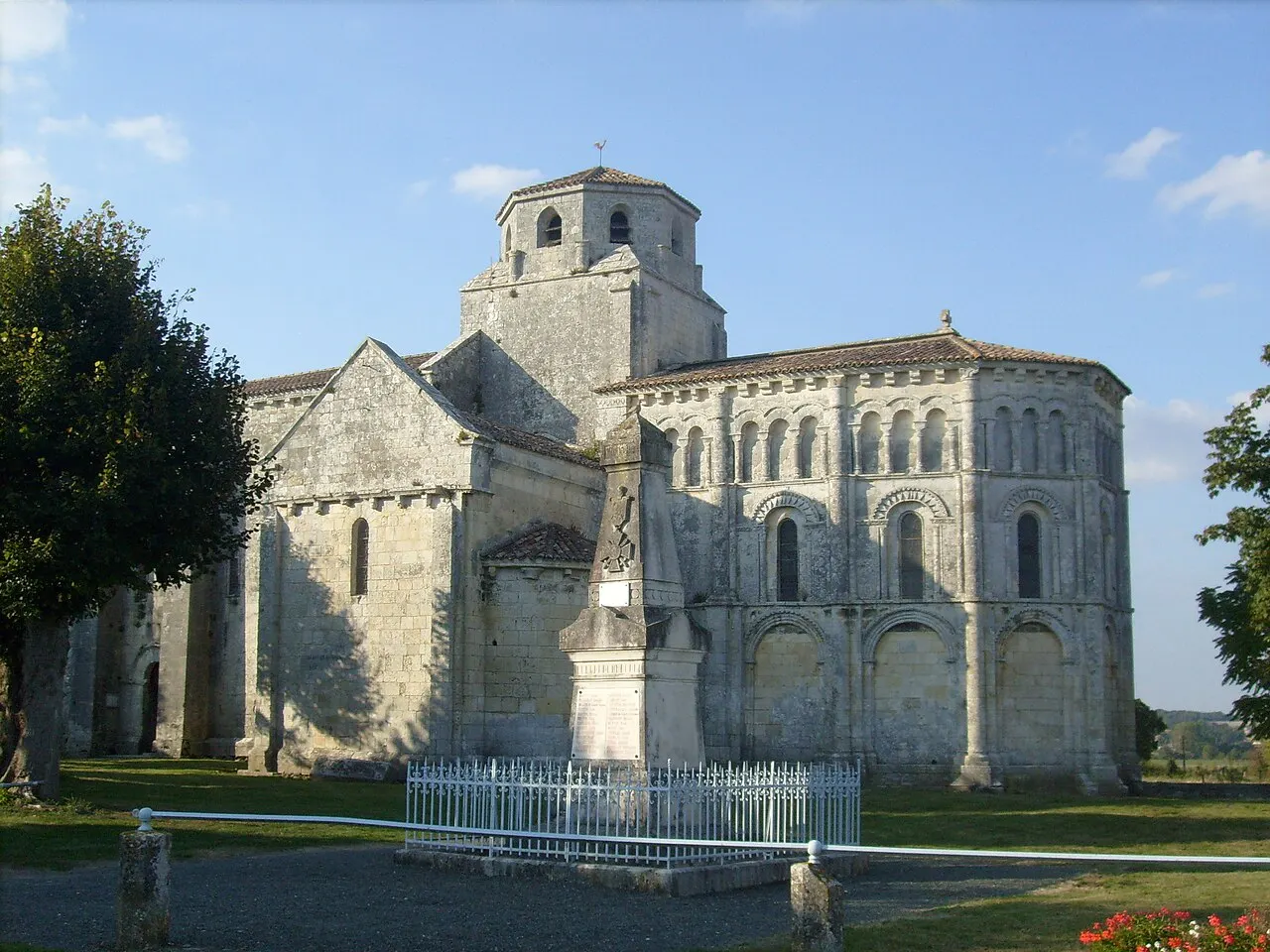 Église Saint-Vivien