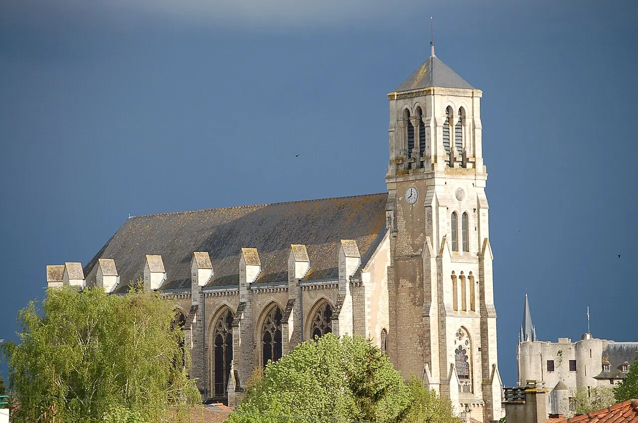 Église Saint-Étienne-du-Port