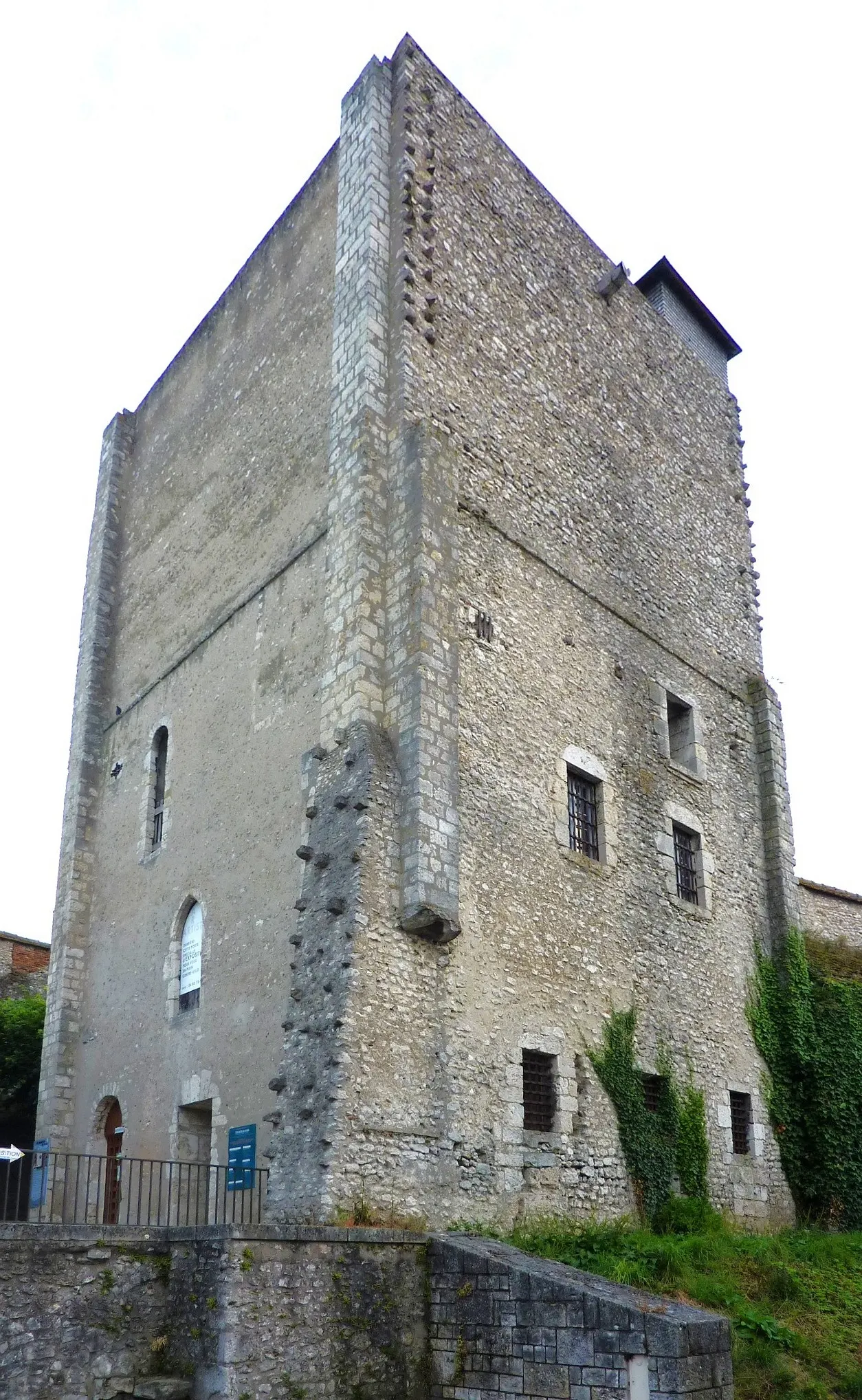 Tour Beauvoir