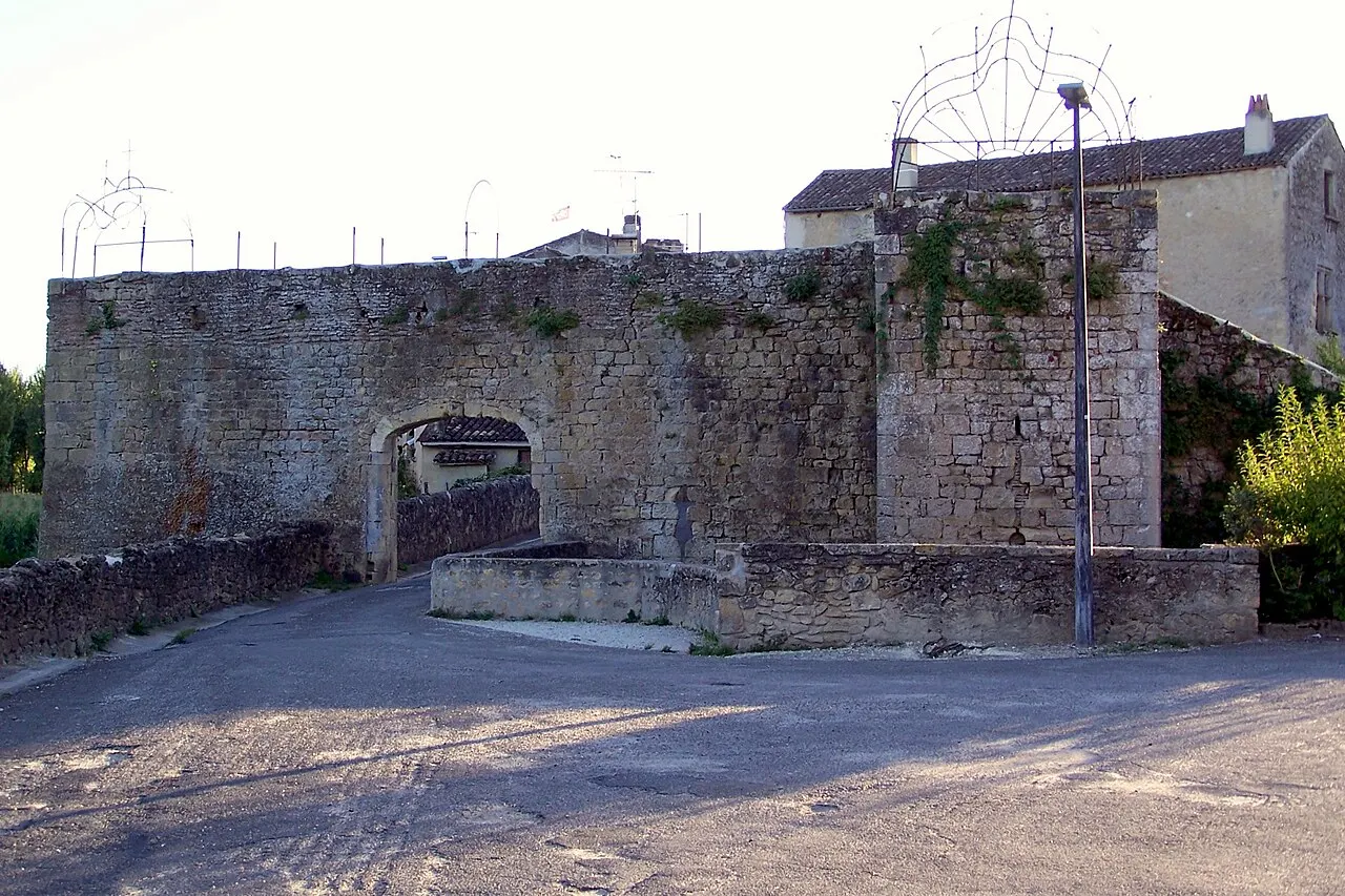 Enceinte fortifiée de la Ville