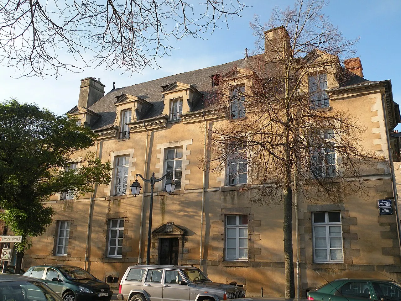Maison ou hôtel Montbourcher