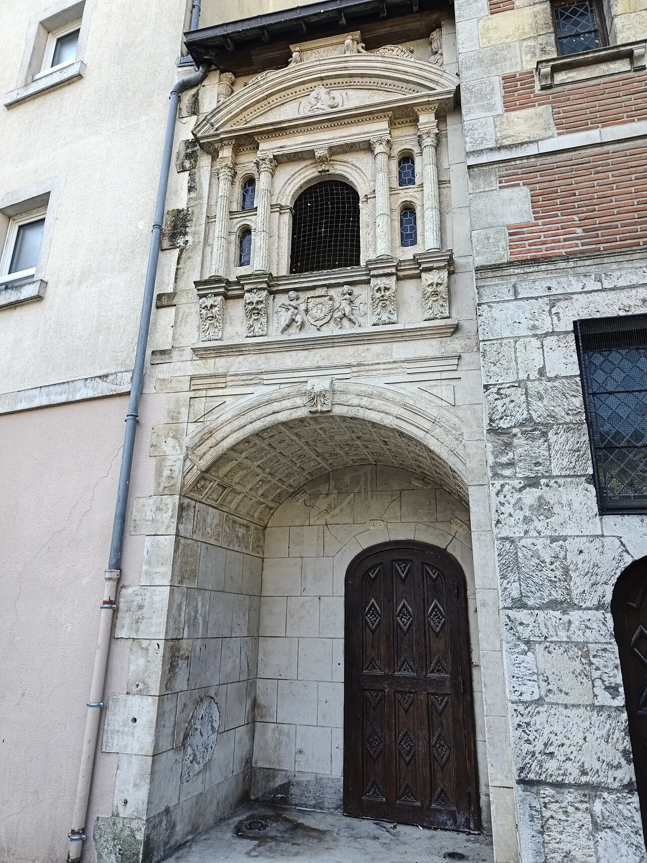 Immeuble, dit aussi Maison de la Paix