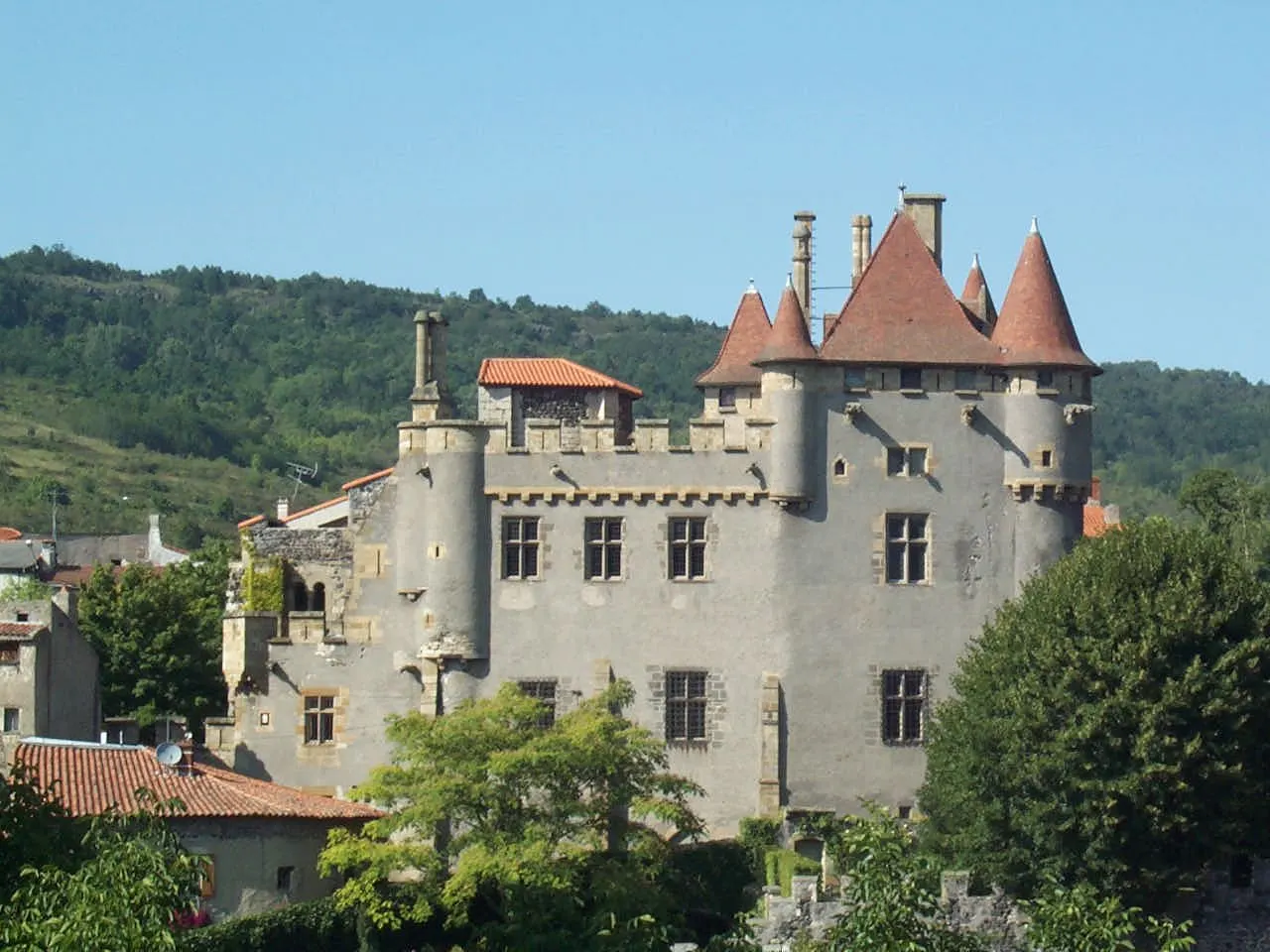 Château de Murol en Saint-Amant