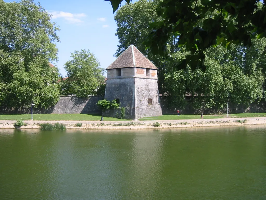 Tour bastionnée des Cordeliers