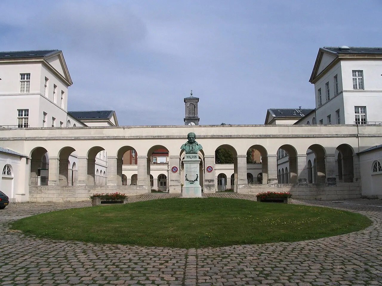 Hospice Brézin (ancien)