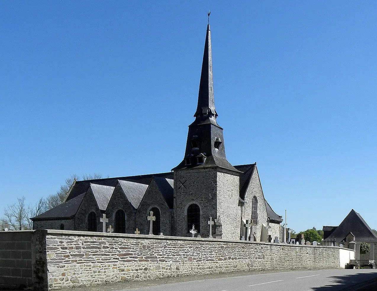 Église Saint-Pierre de Drouges