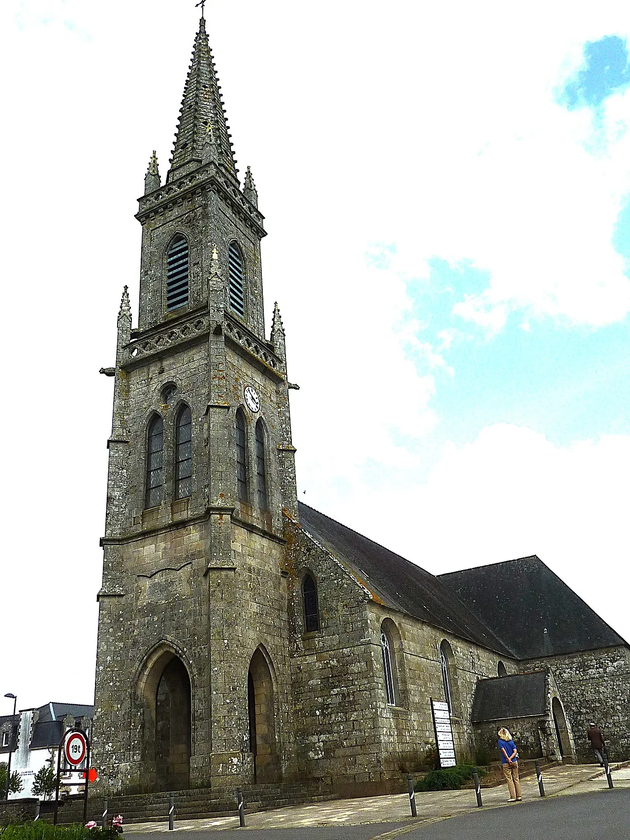 Église Saint-Pierre et Saint-Paul