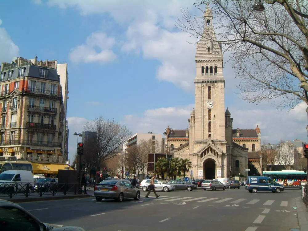 Place Victor-et-Hélène-Basch