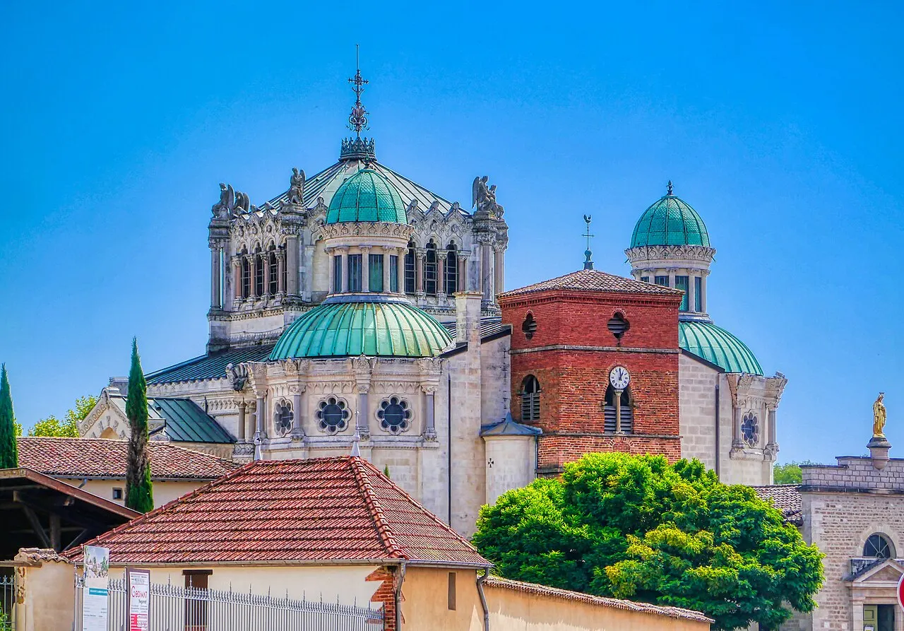 Basilique Sainte-Philomène