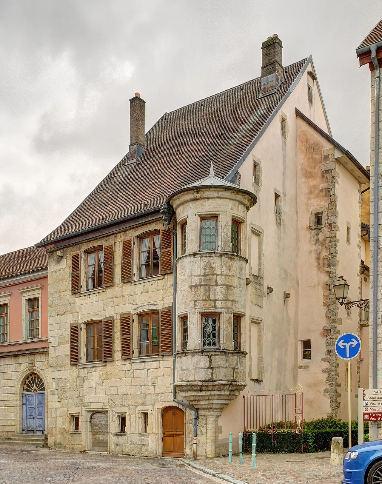 Maison dite «  maison à tourelle  »
