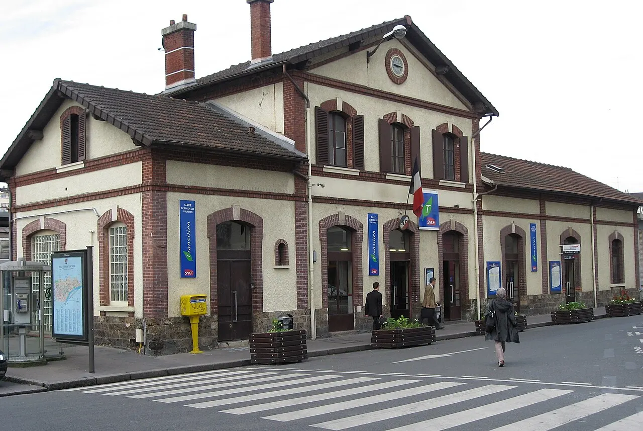 Bécon-les-Bruyères