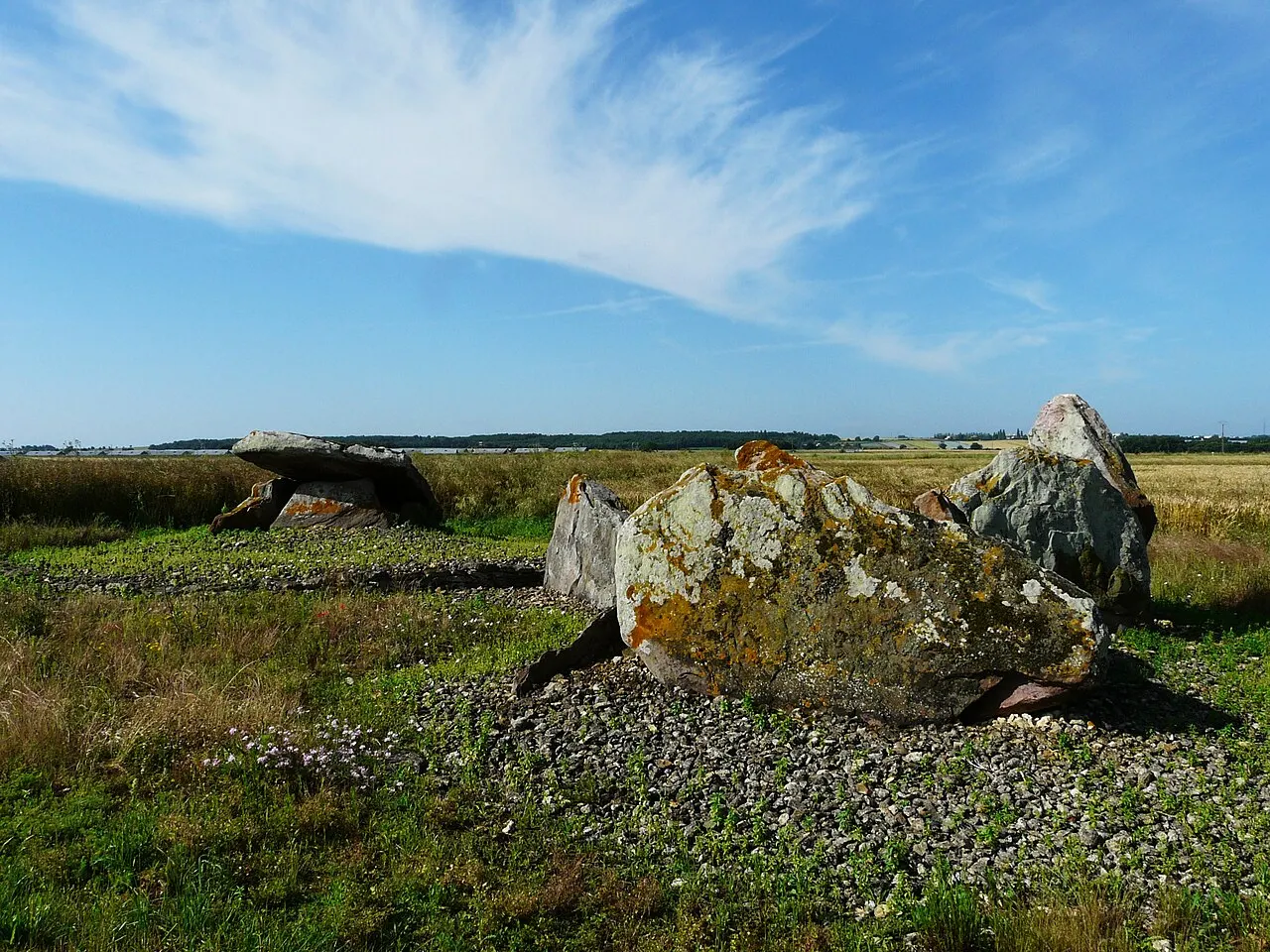 Deux menhirs