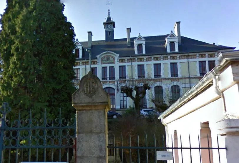 Monument aux morts du Lycée Edmond-Perrier