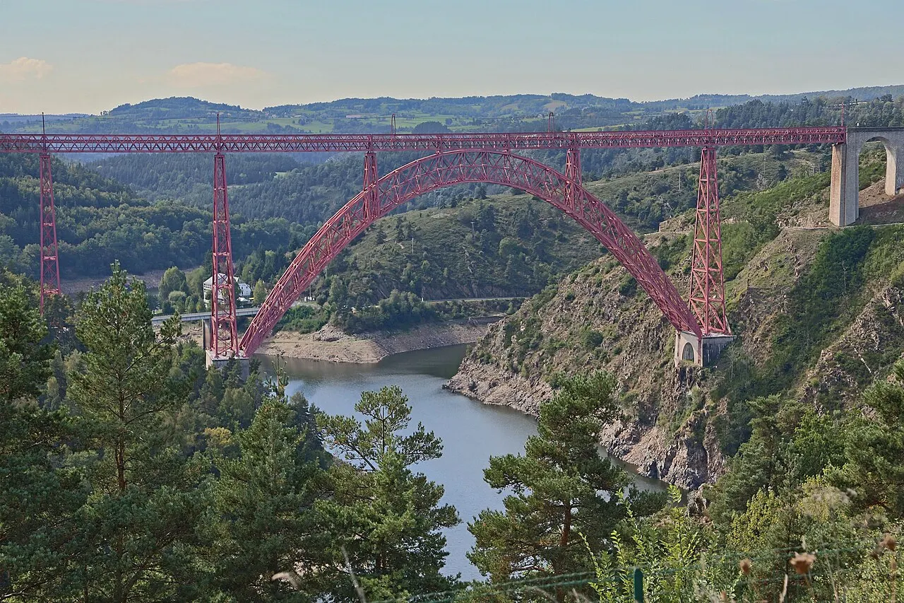 Le viaduc de Garabit, oeuvre d’Eiffel