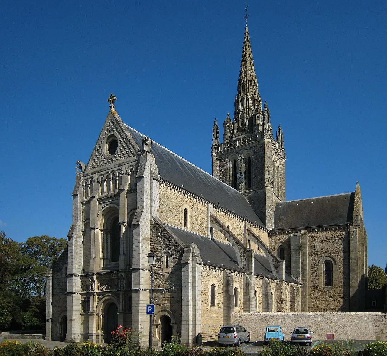 Basilique Notre-Dame d’Avesnières