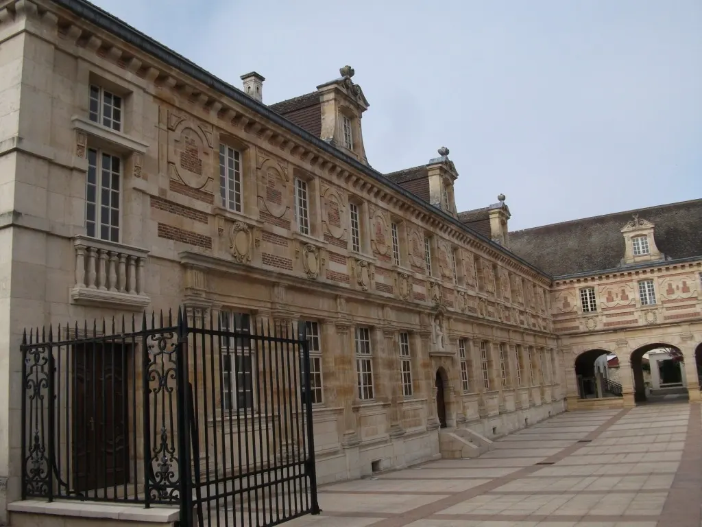 Grand séminaire (ancien) ou ancien couvent Sainte-Marie ou Hôtel de Jessaint