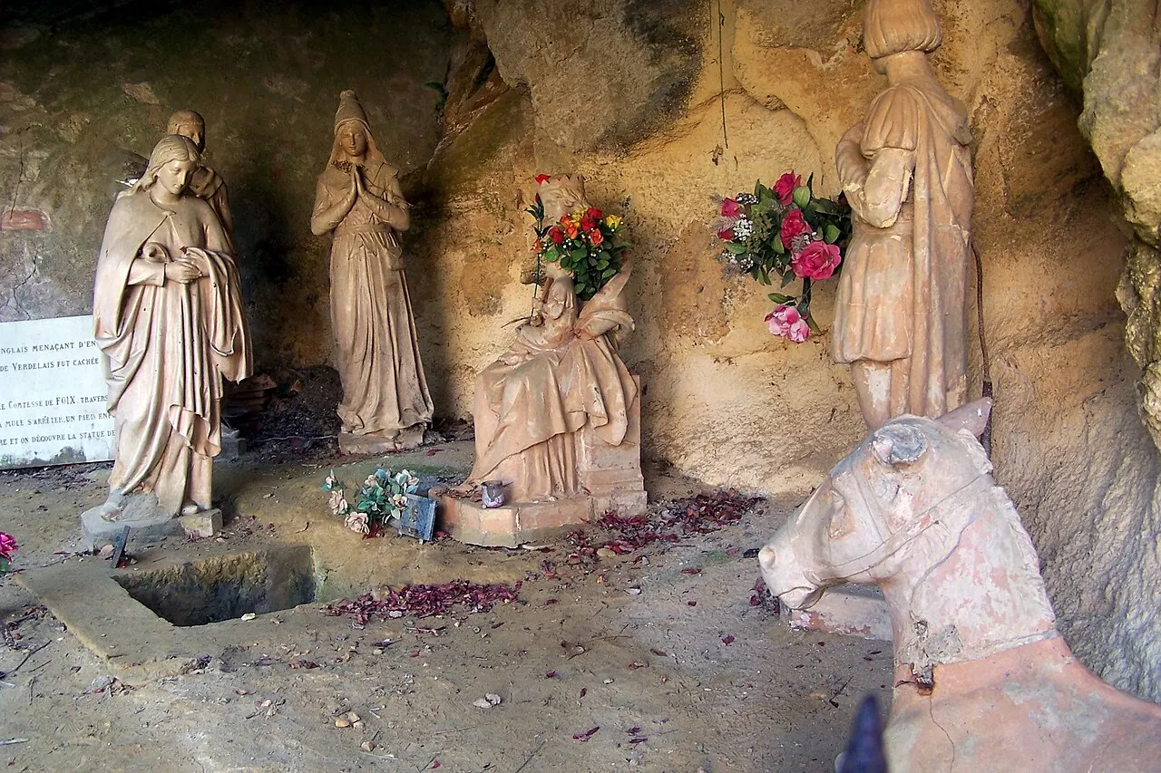 Fontaine votive du Pas de la Mule