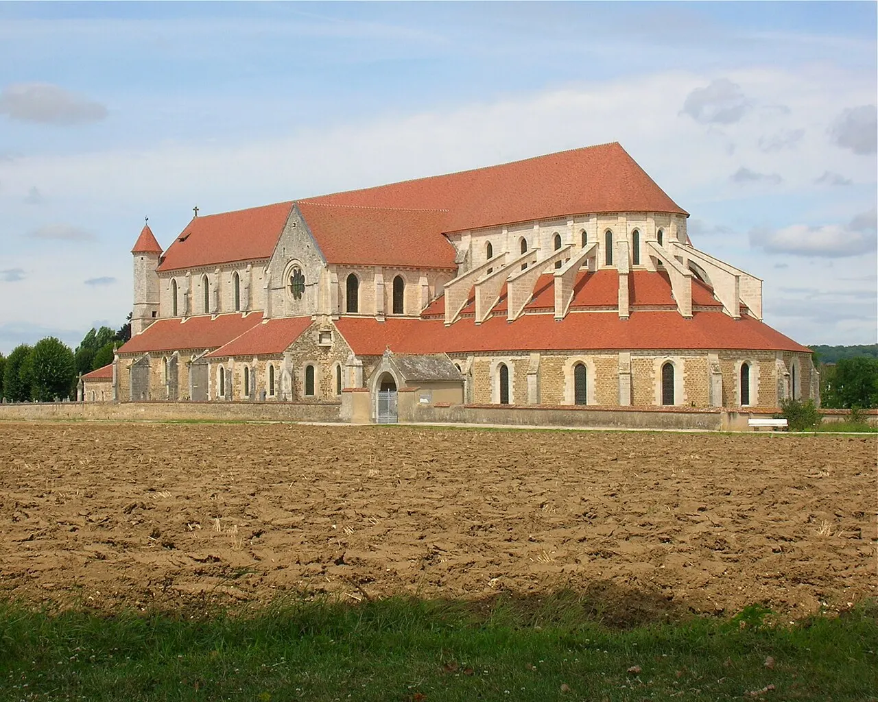 Pontigny