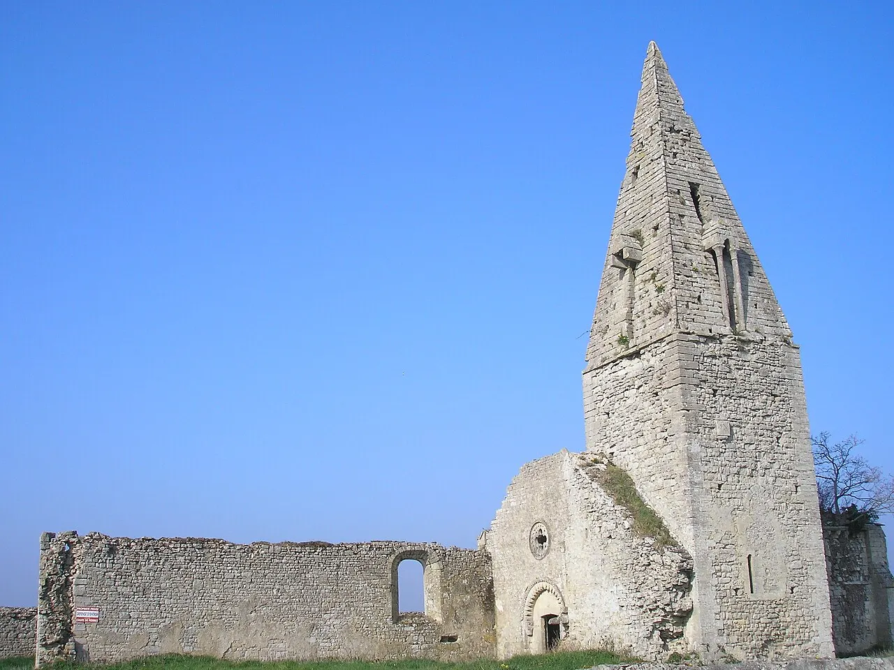 Ancienne église d’Engranville