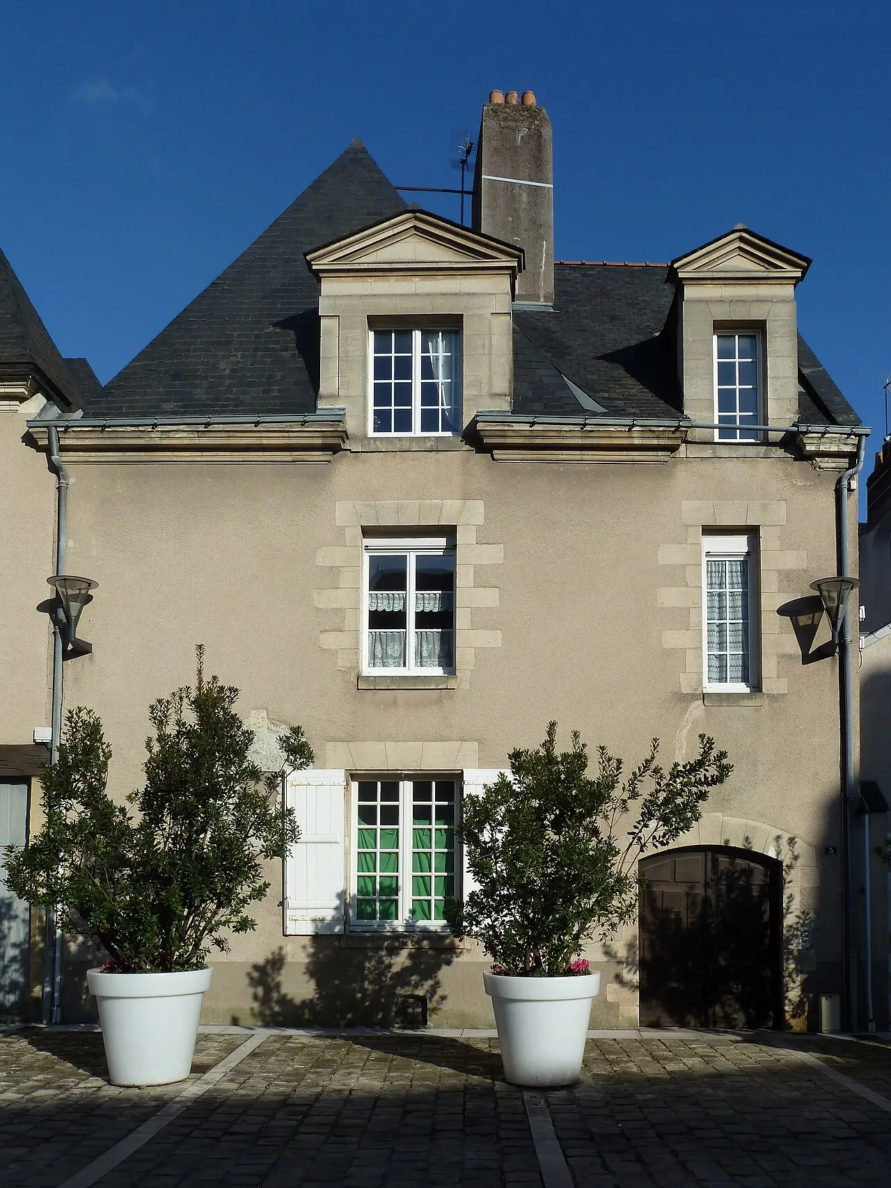 Bibliothèque Saint-Éloi