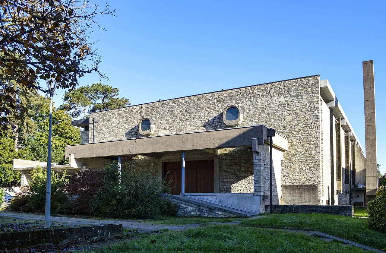 Église Saint-Louis de Montrapon