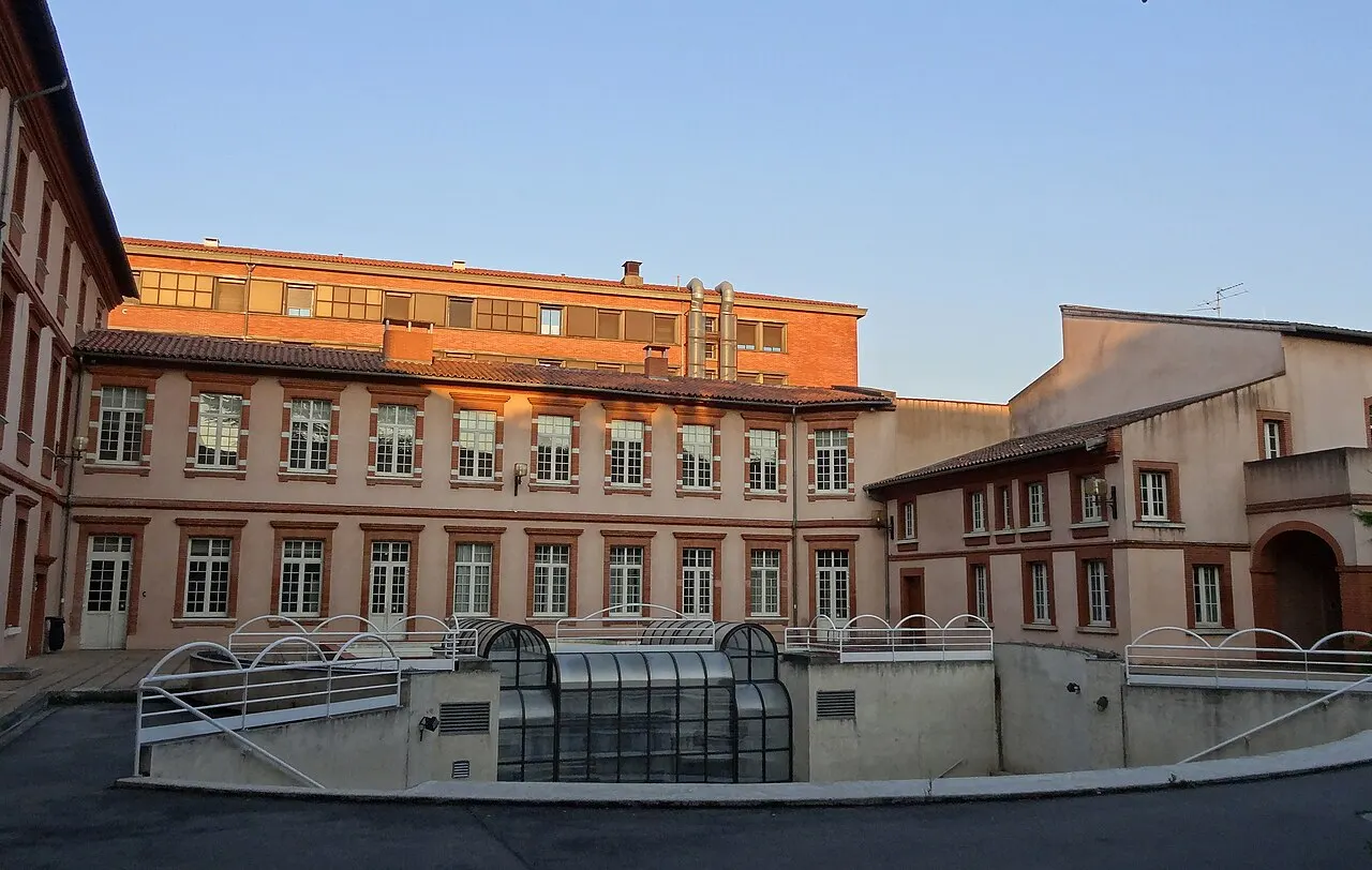 Ancien hôpital Larrey