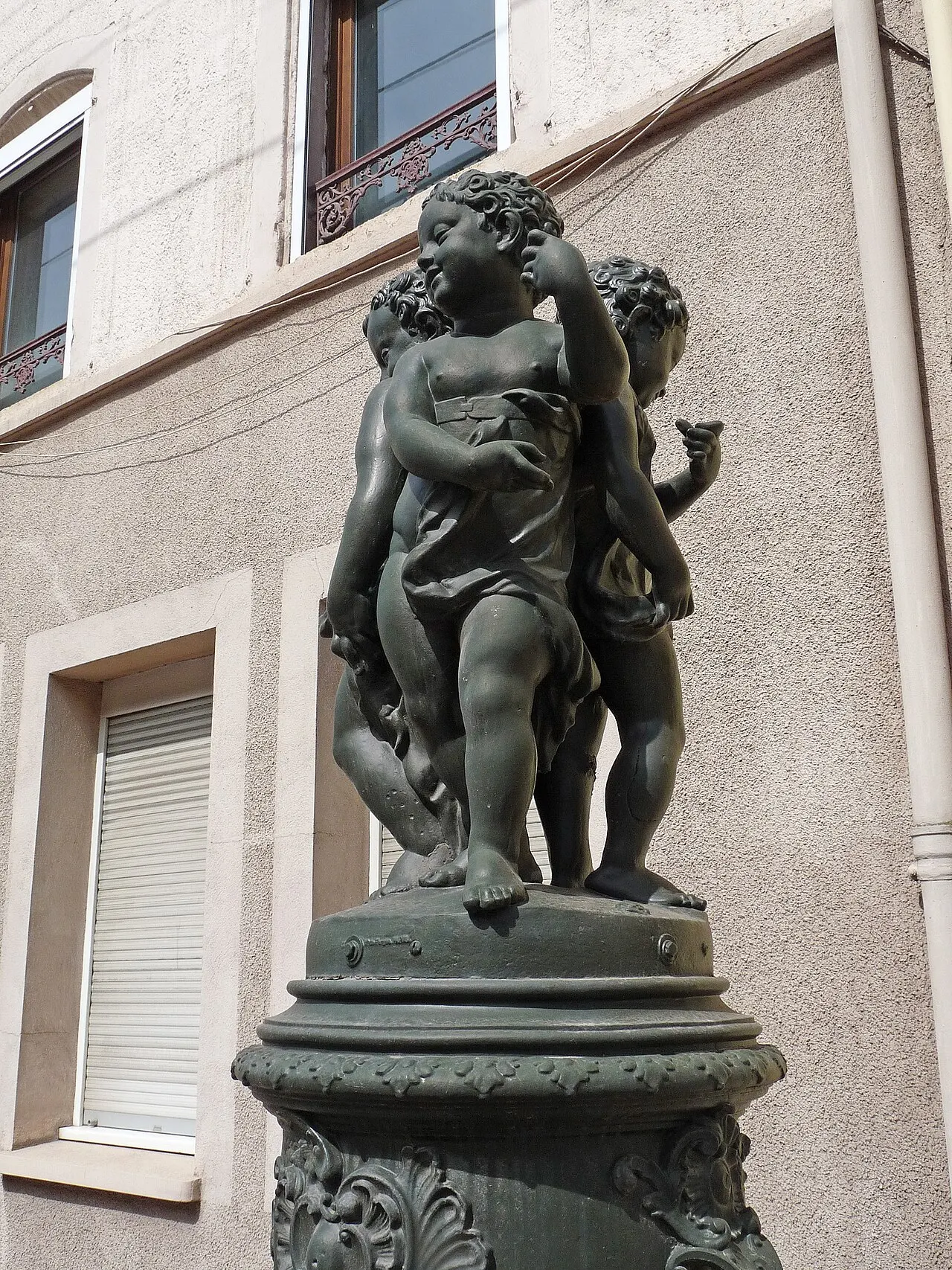 Les Trois Coliches