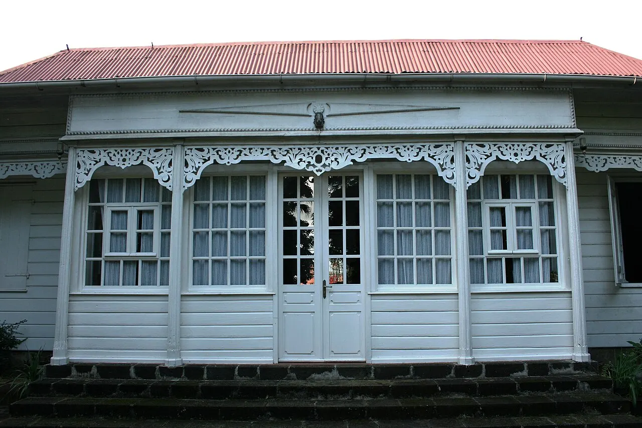 Maison Roussel