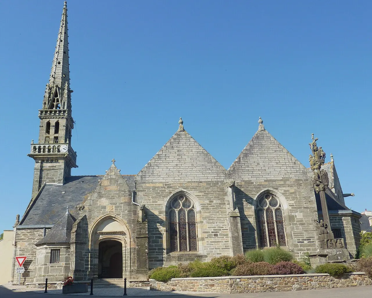 Église Saint-Pérec