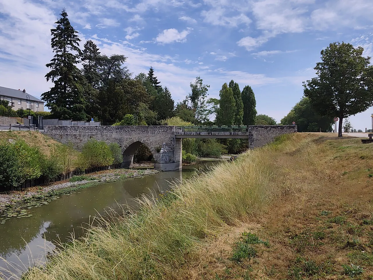 Pont sur le Canal