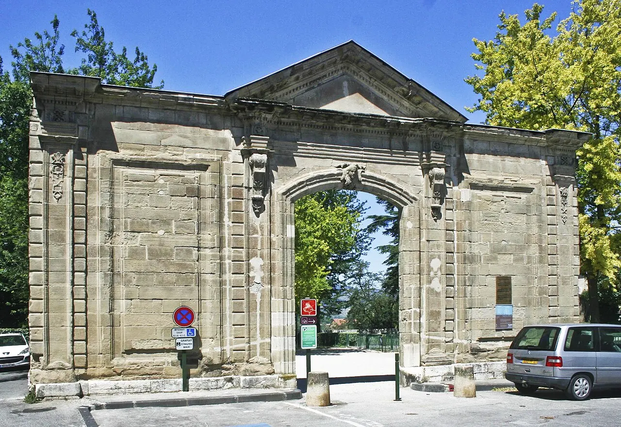 Portail de l’Ancienne Abbaye de Saint-Ruf « le Haut »