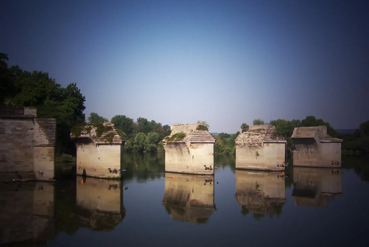 Pont sur la Seine (également sur commune de Carrières-sous-Poissy)