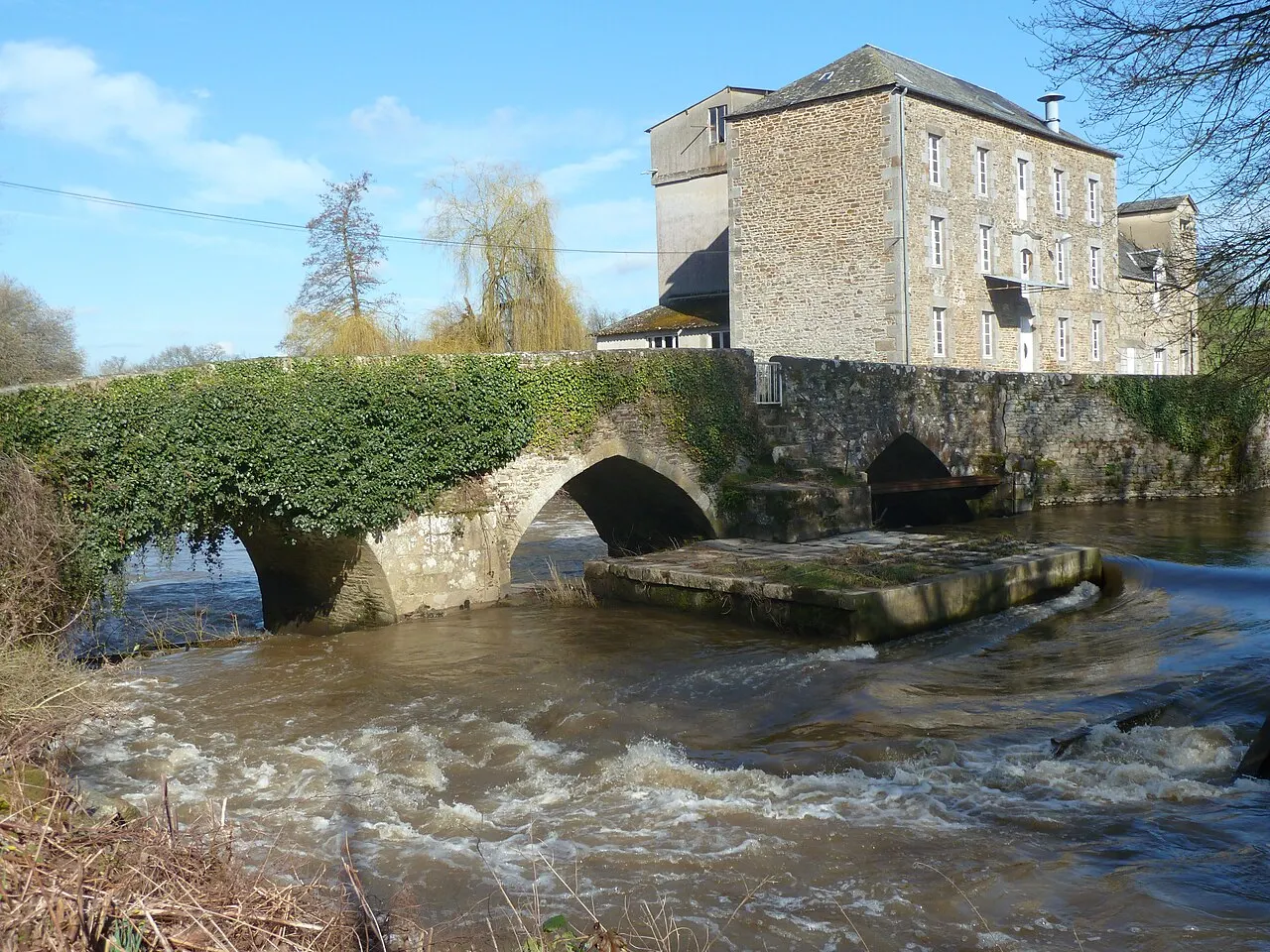 Pont médiéval du Couesnon
