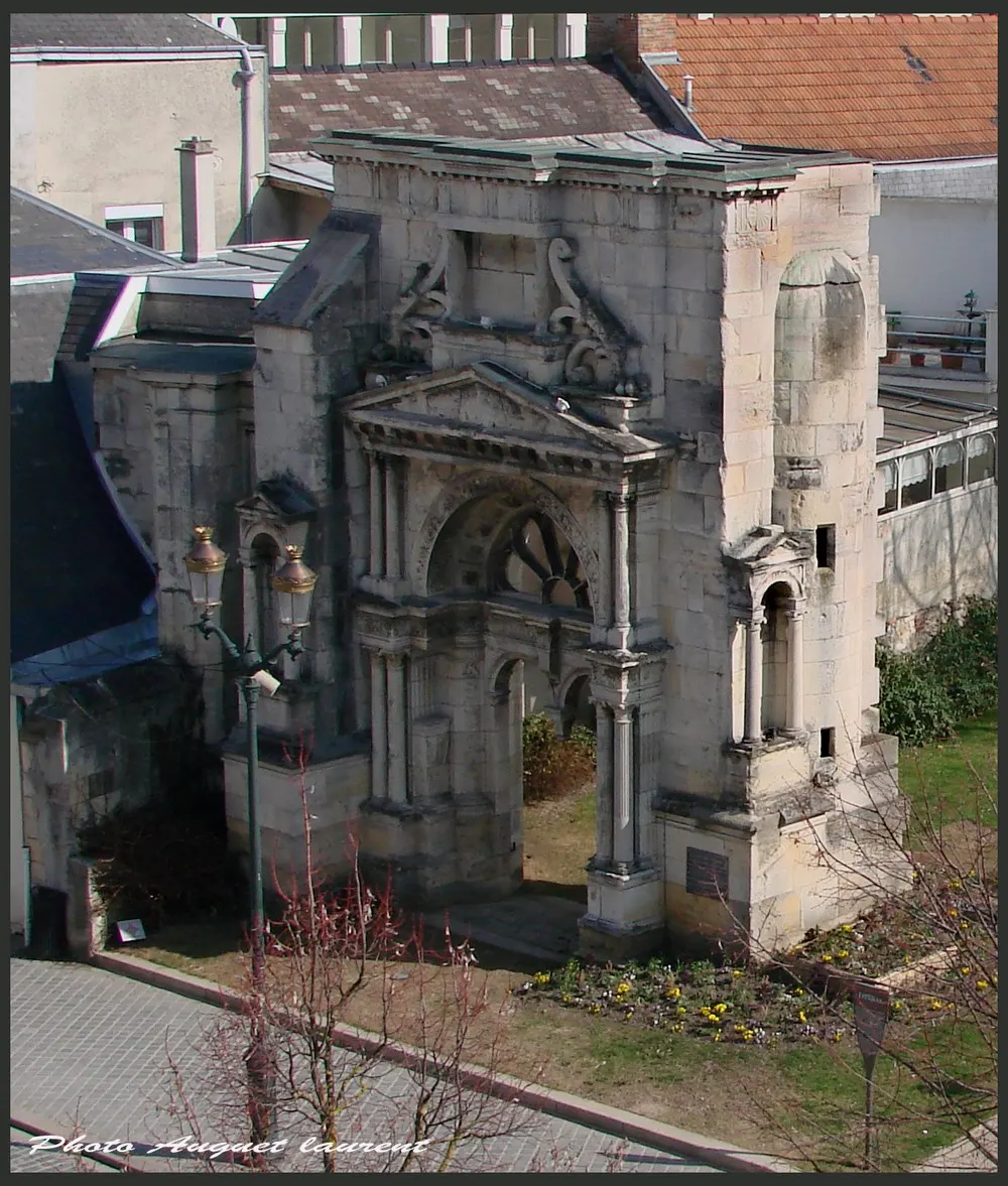 Portail de l’Église Saint-Martin (ancienne)