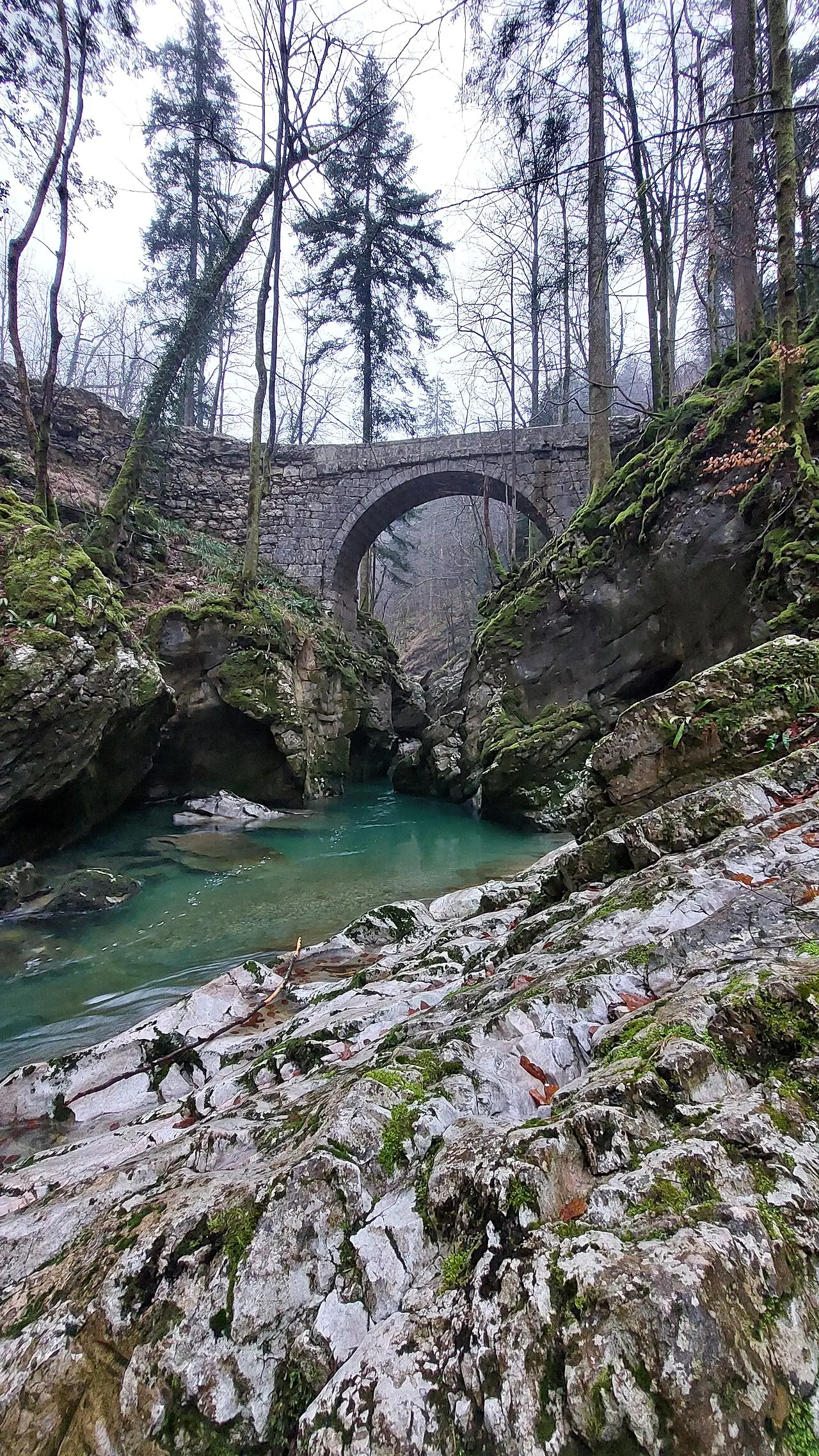 Pont Perent sur le Guiers-Mort