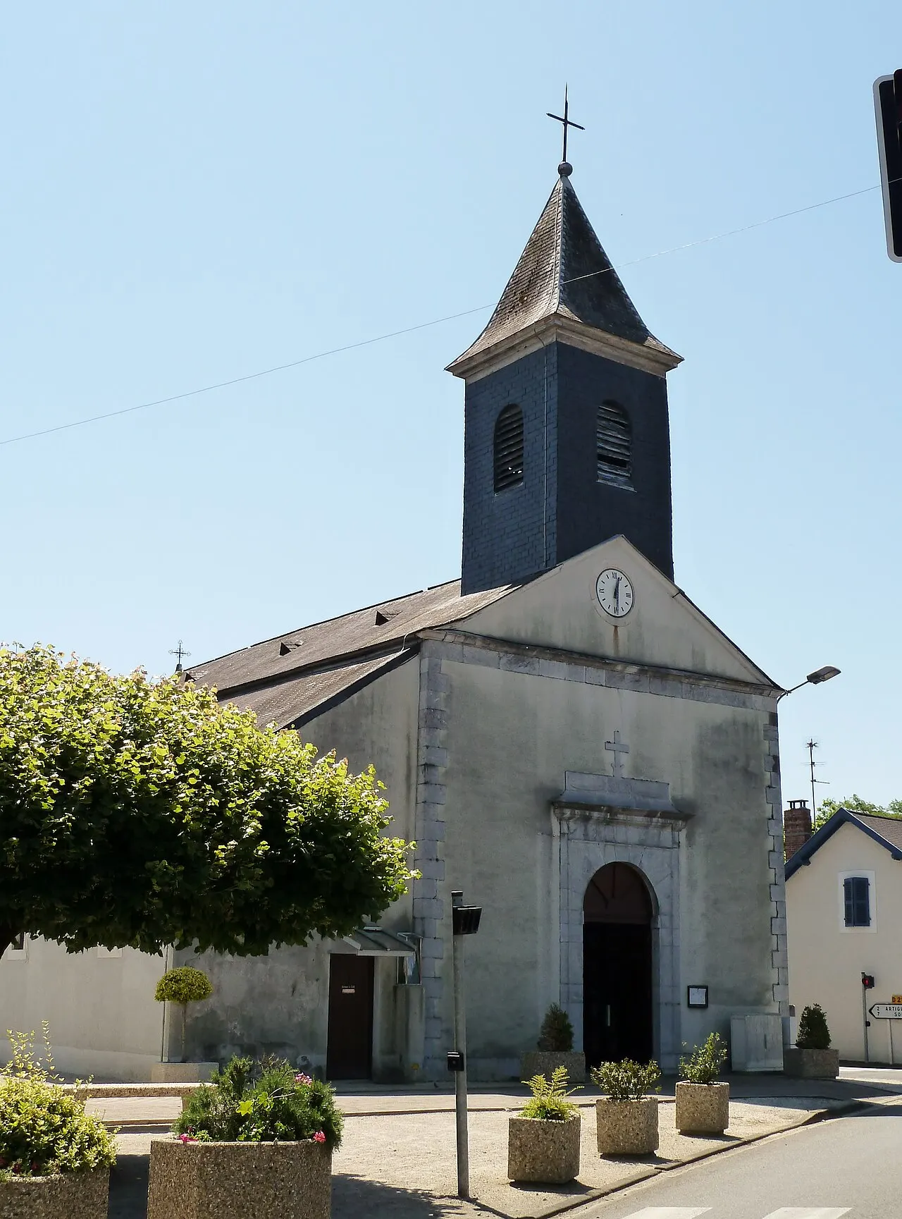 Église Saint-Julien-de-Lescar