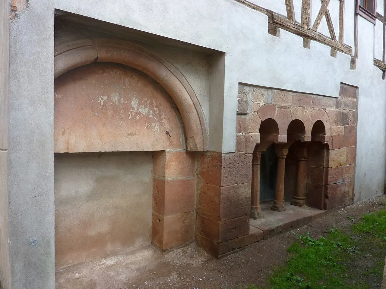Immeuble (ancienne salle capitulaire)