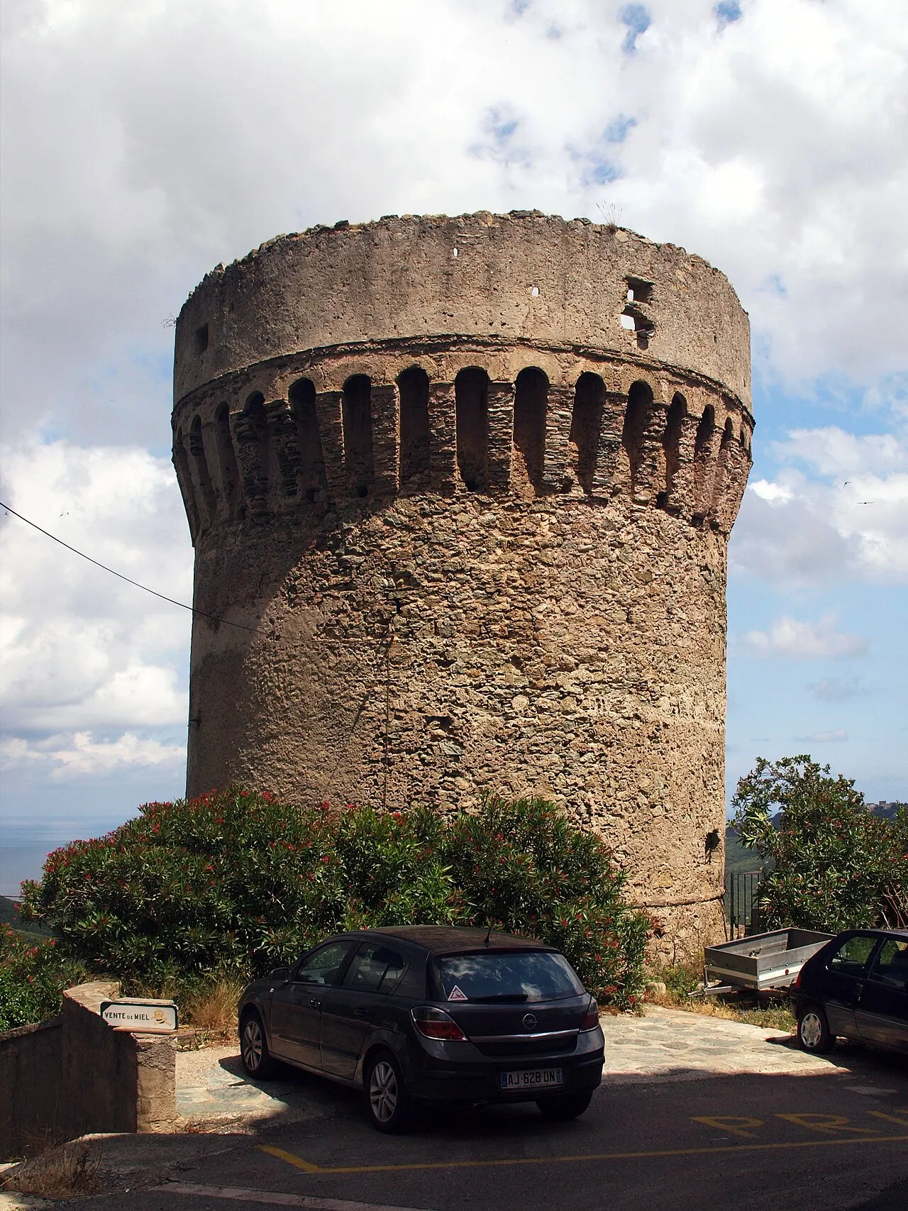 Tour génoise della Parocchia