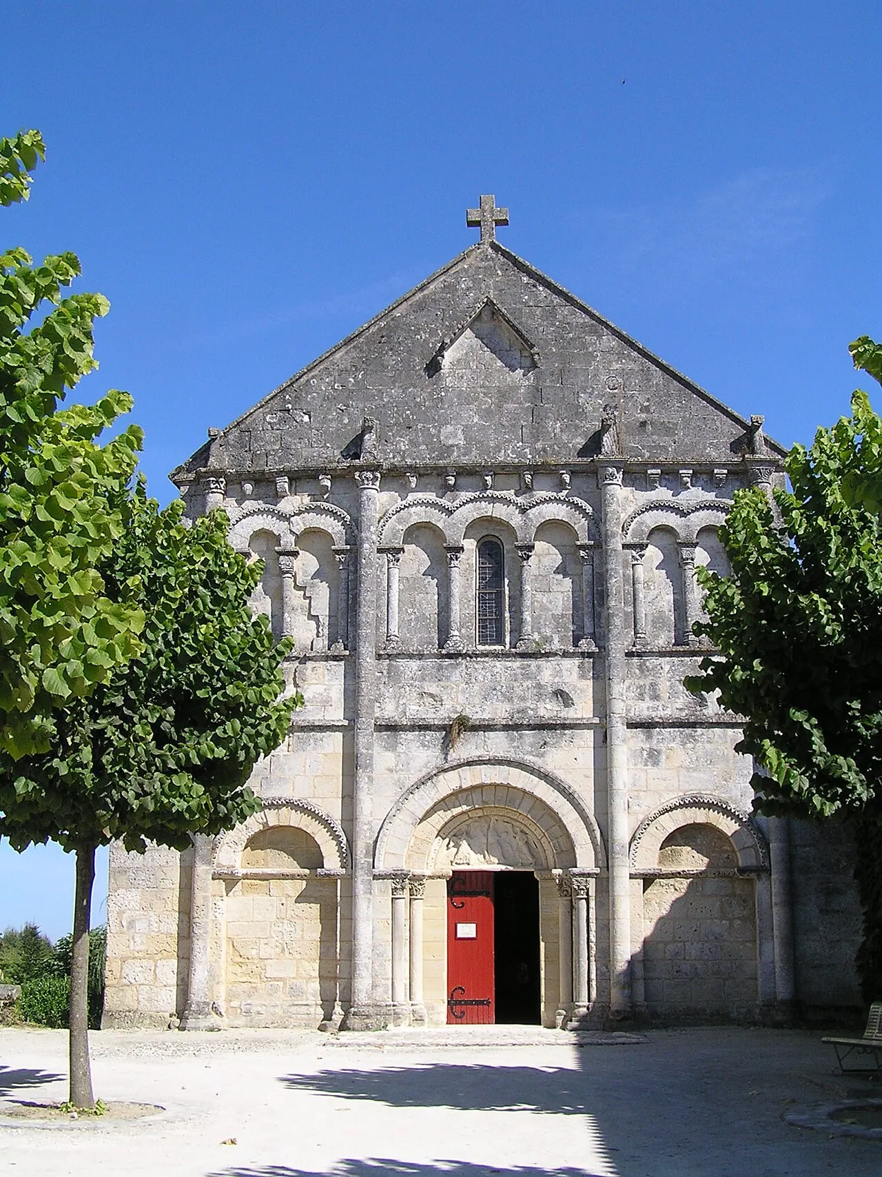 Église Saint-Pierre