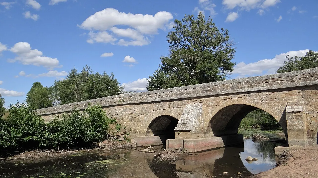 Pont sur le Serein