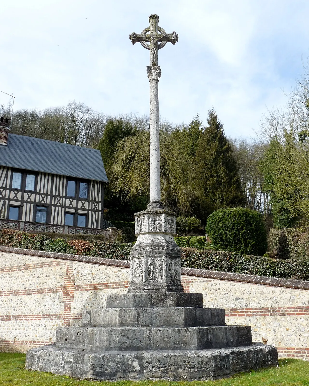 Croix de cimetière