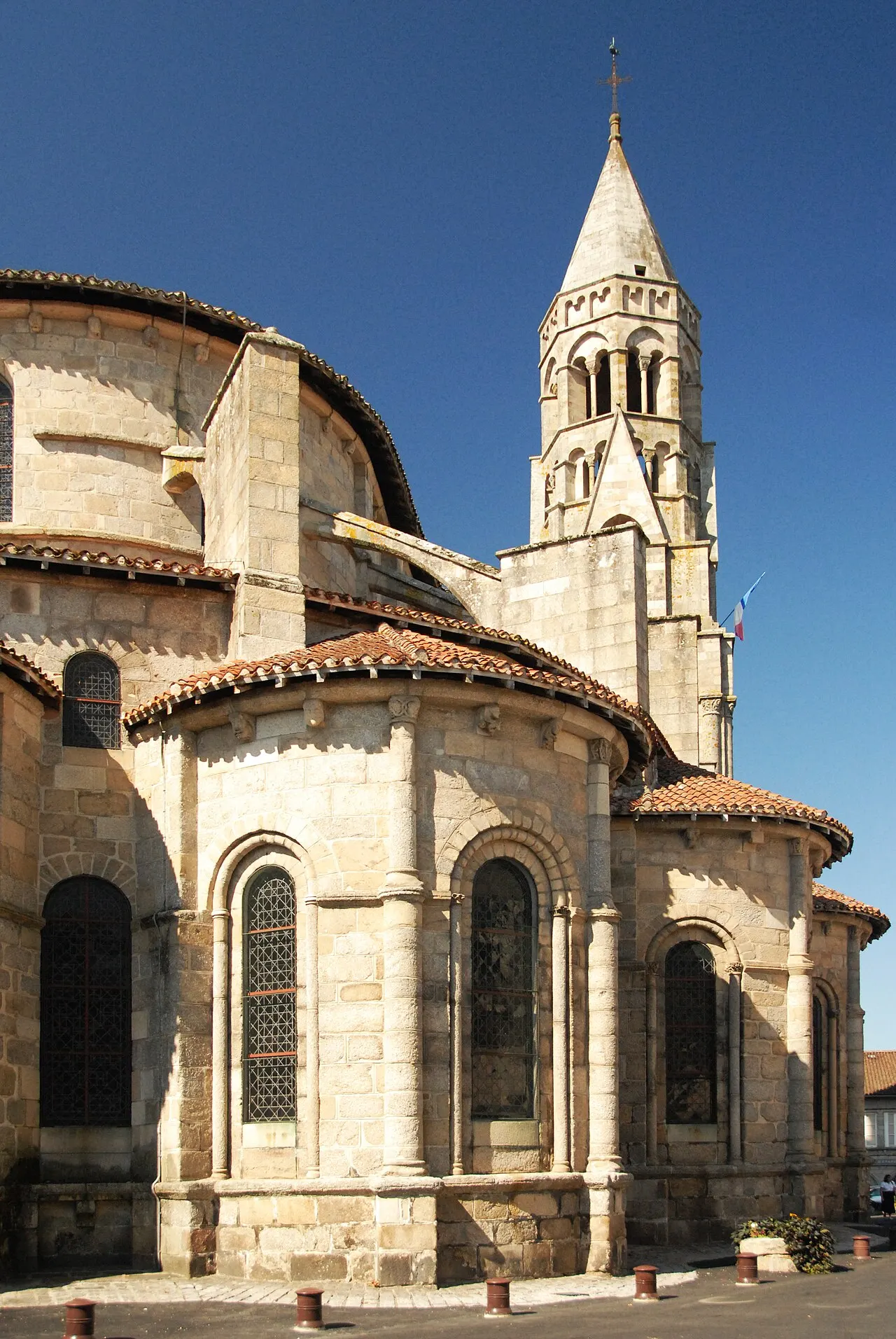 Église Collégiale Saint-Léonard