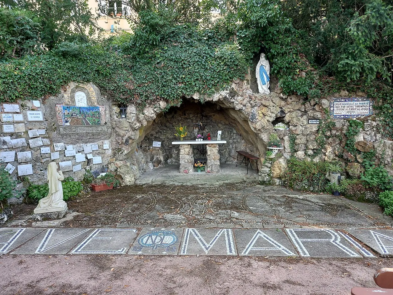 Enclos du Rosaire