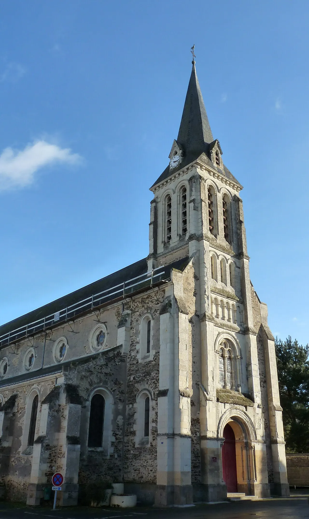 Église Saint-Caprais-et-Saint-Laurent