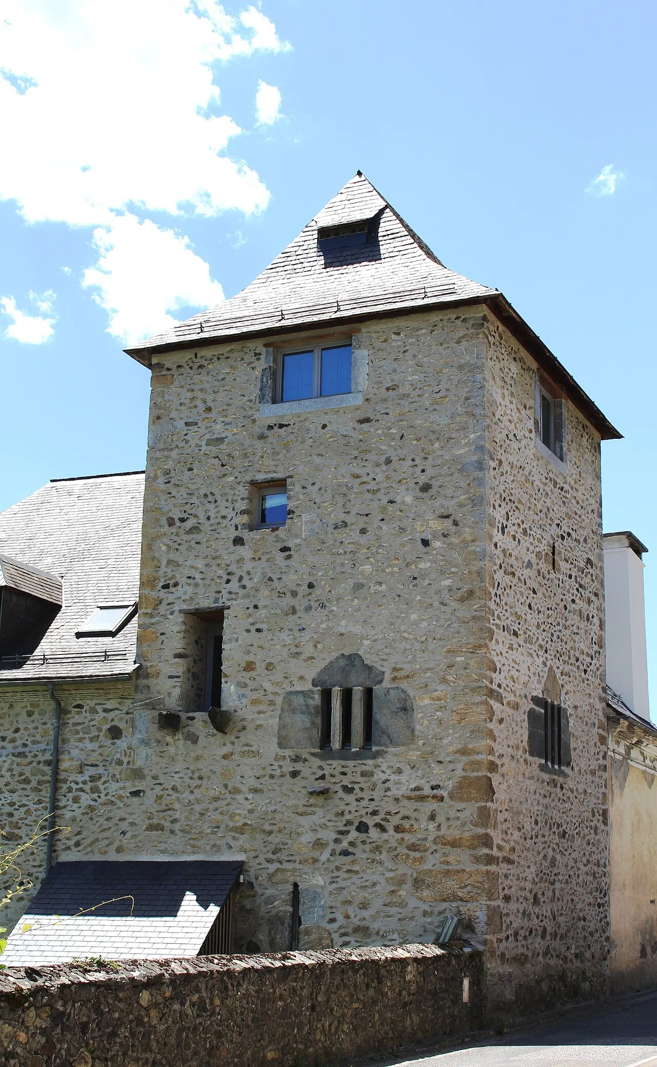 Vestiges de la tour
