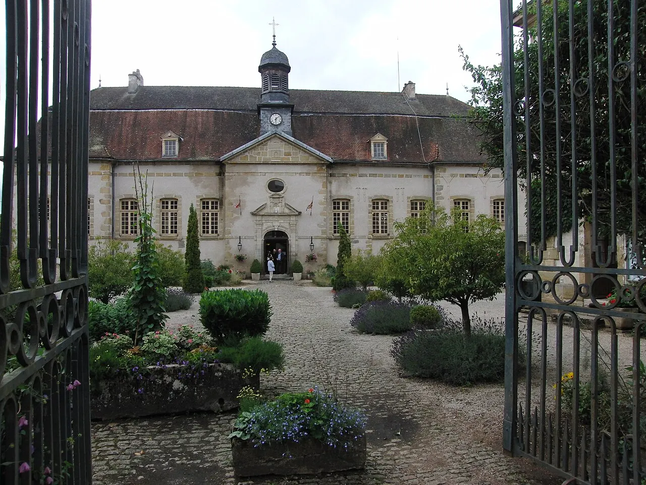 Hospice Saint-Pierre (ancien)